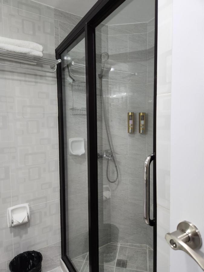 Condo Azur Suites A125 Amani Resorts Residences , 5 Minutes Airport, Netflix, Stylish, Cozy With Luxurious Swimming Pool Lapu-Lapu City Zewnętrze zdjęcie