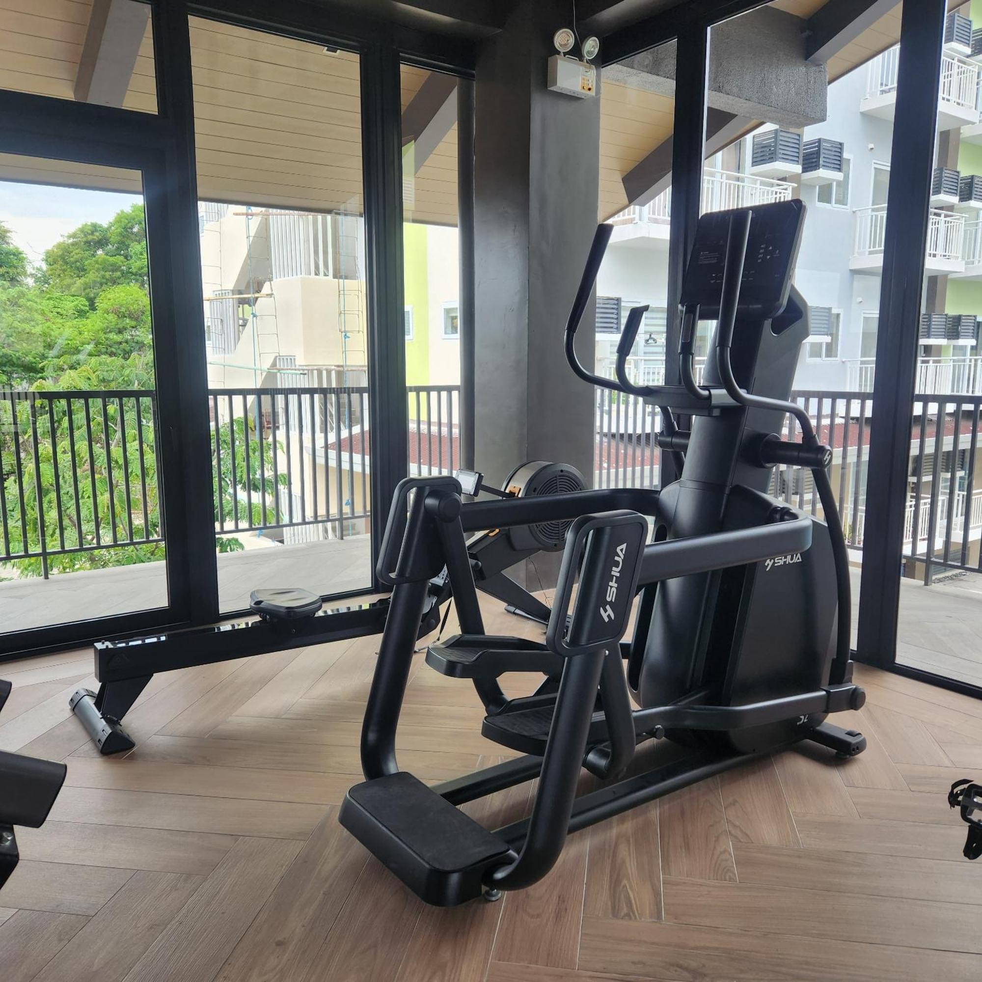 Condo Azur Suites A125 Amani Resorts Residences , 5 Minutes Airport, Netflix, Stylish, Cozy With Luxurious Swimming Pool Lapu-Lapu City Zewnętrze zdjęcie